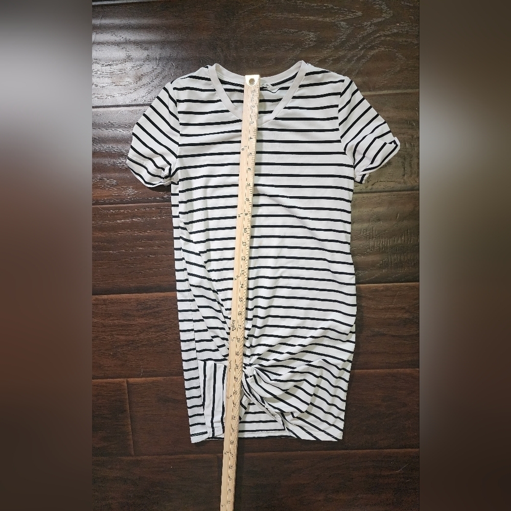 Shein Girls Long Tee Front Knot Striped Top 9Y - Picture 3 of 5